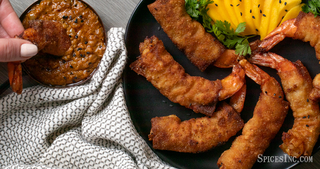 Crispy Satay Shrimp Eggrolls