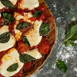Grilled Margherita Pizza