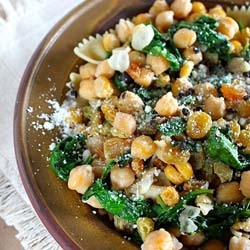 Spinach and Garbanzo Pasta