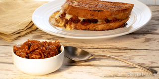Apple Seasoned Bacon Jam
