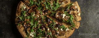 Caramelized Onion, Fig, and Goat Cheese Pizza